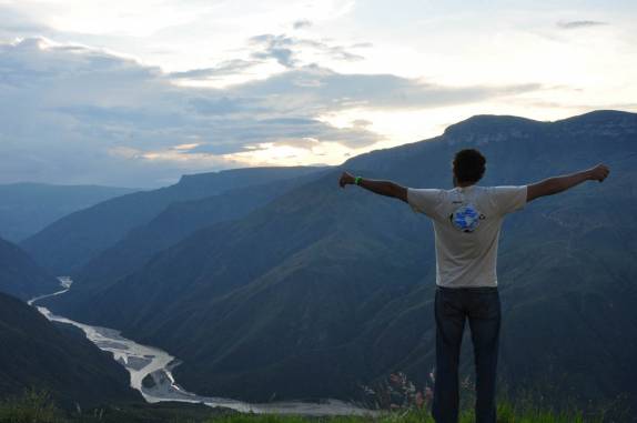 Belo fim de tarde no Canyon de Chicamocha, no caminho para Bucaramanga, na Colômbia